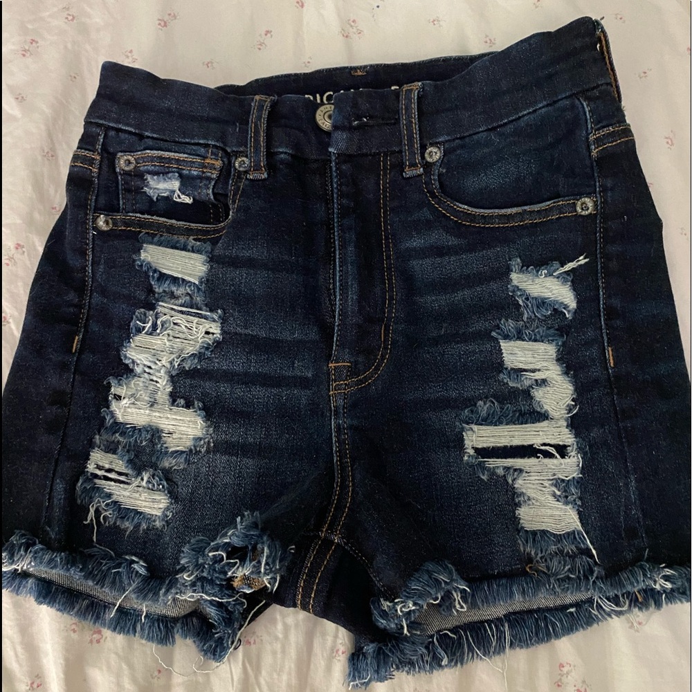 American Eagle 00 high rise distressed shorts
